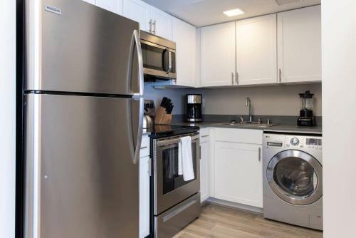 Apartamento Abode Vue At 3rd 1-bedroom Loft-style Suite