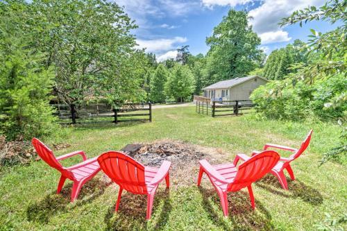 Bucolic Cottage With Fire Pit, 2 Mi To Marina!