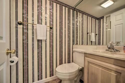 Apartamento Large Condo With Wraparound Deck Less Than 1mi To Marina