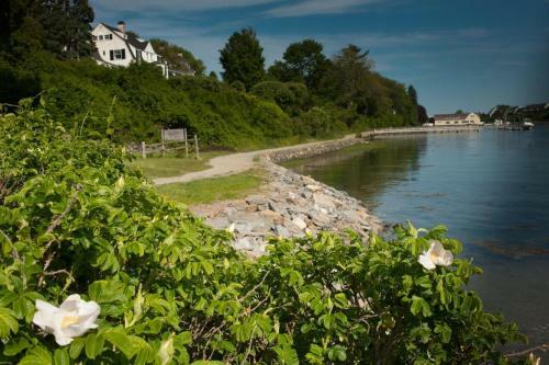 Owls Head Cottage At One Long Beach