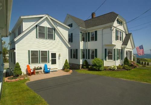 Main House At One Long Beach