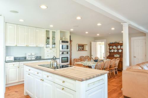446 Waterfront Fun Awaits In This Huge Family Estate