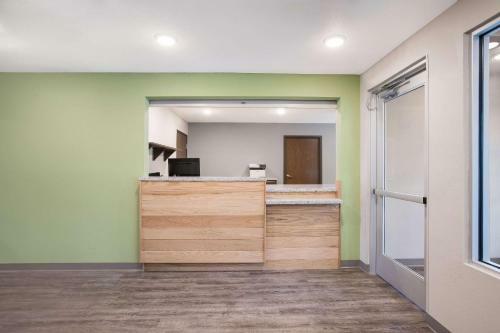 Hotel Woodspring Suites Detroit Madison Heights