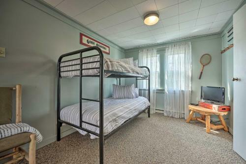 1940s Farm Cottage With Fire Pit, 4 Mi To Lake