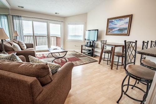Beach Room 329
