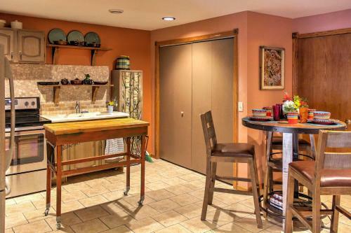 Apartamento Lakefront Deer River Apt With Dock, Fire Pit And Patio!
