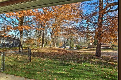 Quaint Duluth Hideaway With Private Fenced-in Yard!