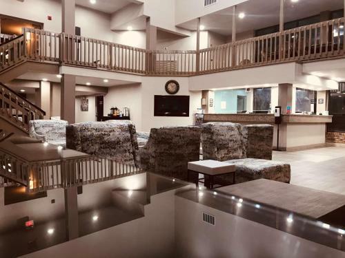 Surestay Plus Hotel By Best Western Greenwood
