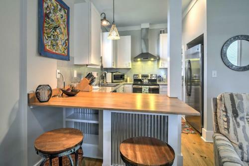 Bay St Louis Cottage - Harbor Half Mi, Beach 1 Mi!