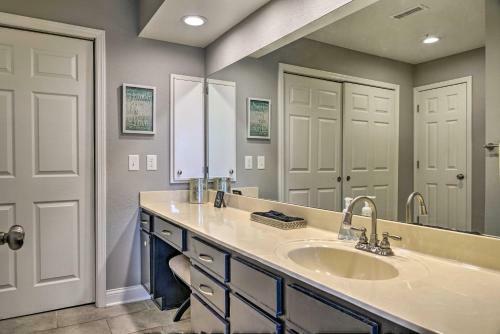 Apartamento Branson Base With Resort Amenities, 1 Mi To 76!