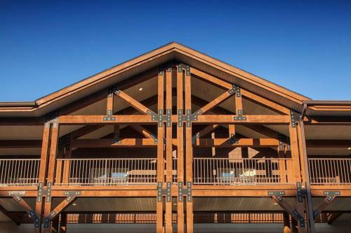 Branson Getaway In Entertainment District 1br Standard