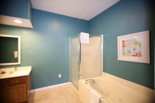 Modern Condo By Entertainment District 2br Standard