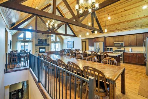 Branson Home With Deck 1 Mi To Silver Dollar City!