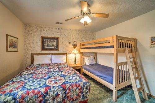 Apartamento Branson Condo With Views 2 Mi From Silver Dollar City