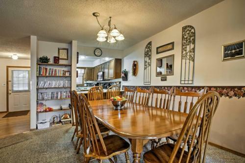 Peaceful Branson Home 5 Mins To Silver Dollar City