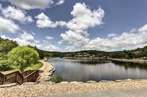 Cozy Branson West Cabin With Resort-style Amenities!