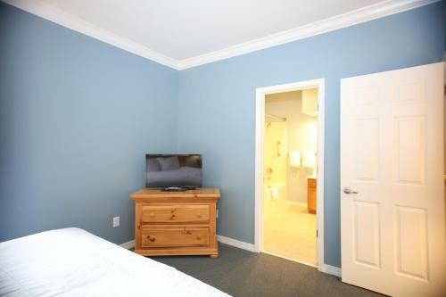 Palace View Apartment Near 76 Strip 1br Standard