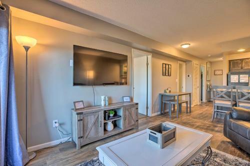 Apartamento Modernized Condo With Pool Access, 2 Mi To Sdc!