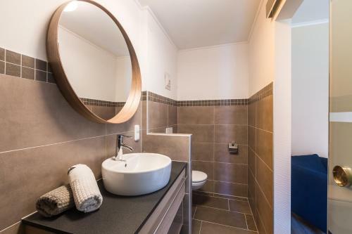 Hostal Pension Julia - Haus Elisabeth - Weinhof Lang