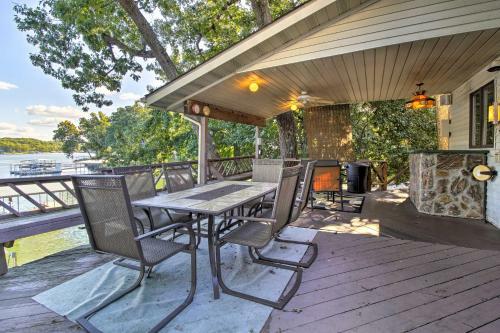 Waterfront Sunrise Beach Home With Hot Tub And Dock