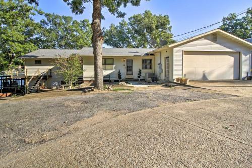 Waterfront Sunrise Beach Home With Hot Tub And Dock