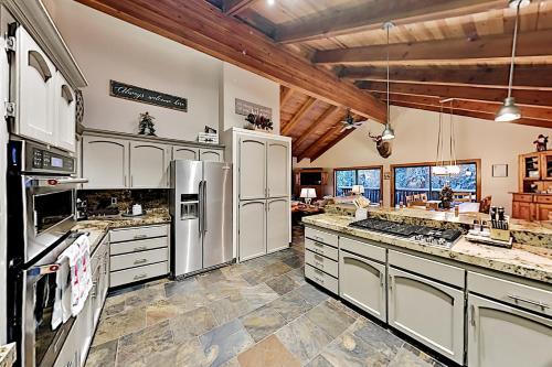 1052luce Home