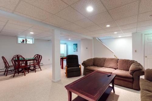 Fox Run Townhouse - Close To The Pool!