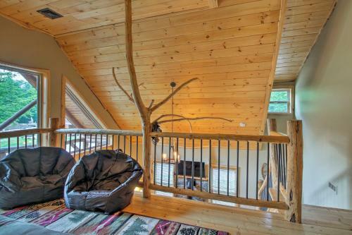 Timber Home Walk To Slopes And N Conway Shops!