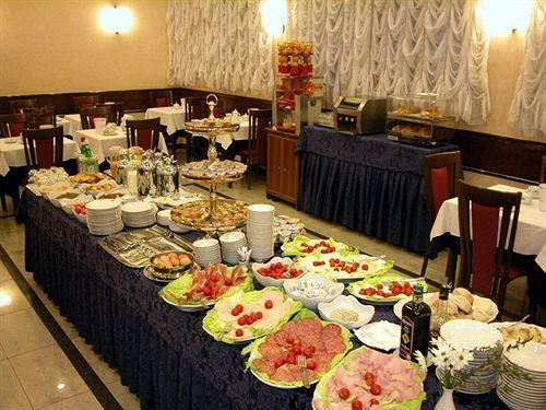 Mokinba Hotels King
