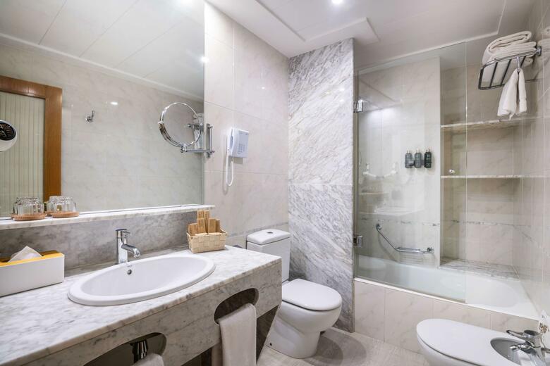 Hotel Meli� Plaza Valencia