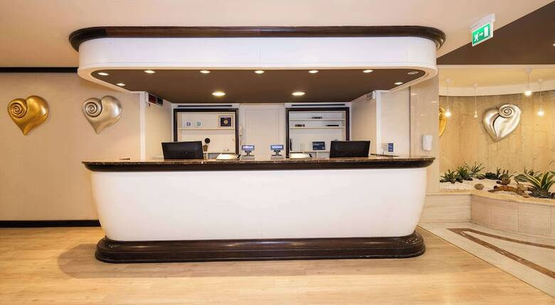Hotel B4 Bologna Tower
