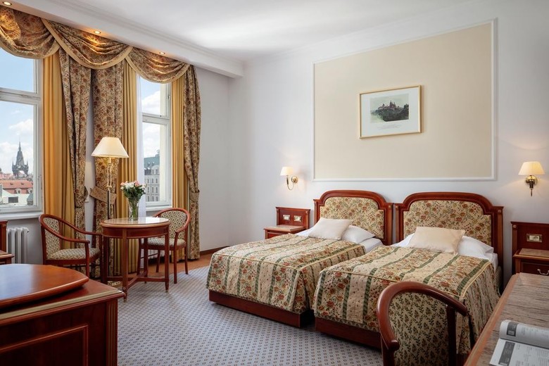 Hotel Ambassador-zlat� Husa