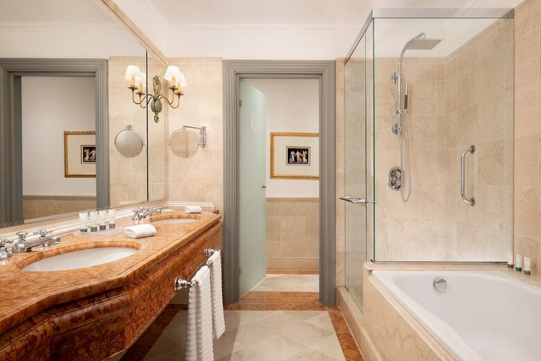 The Excelsior, A Luxury Collection Hotel, Florence