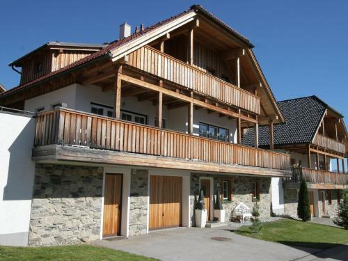 Holiday Home Schneeweiss Mauterndorf