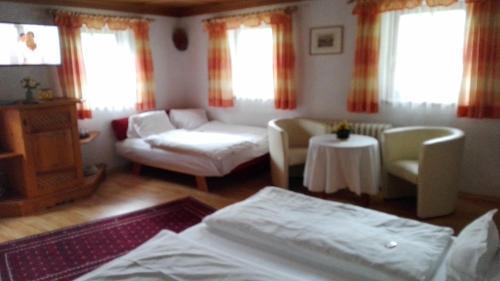 Hostal Pension Heilbad Burgwies