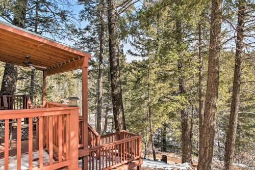 Rustic Cloudcroft Cabin With Deck-near Skiing And Fishing!