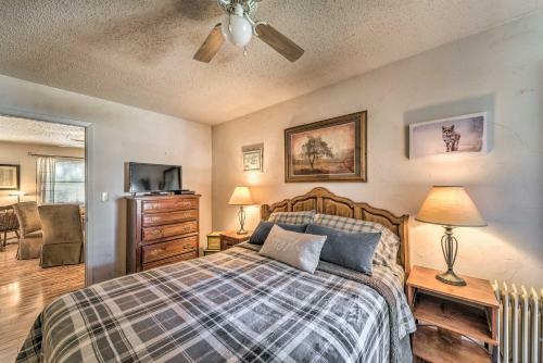 Charming Cloudcroft Cabin With Private Hot Tub!