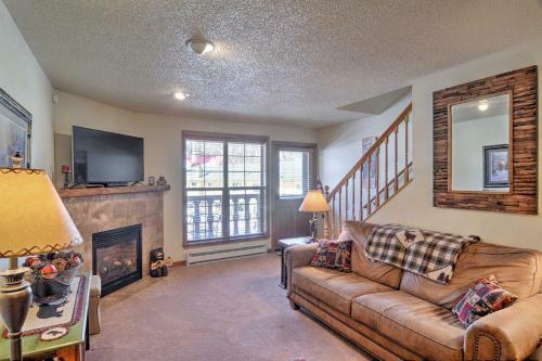 Red River Home With 2 Balconies - 1 Block To Main St!