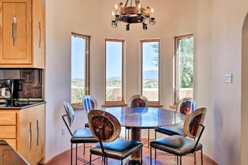 Rancho de Taos House With Balcony And Panoramic Views!