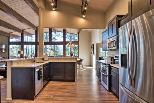 Massive 7-acre Ruidoso Home With Sierra Blanca Views