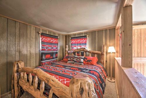 Apartamento Ruidoso Getaway With Deck - Walk To Downtown!