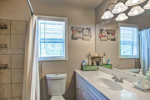 Ruidoso Downs Cabin With Deck Less Than 3 Miles To Race Track