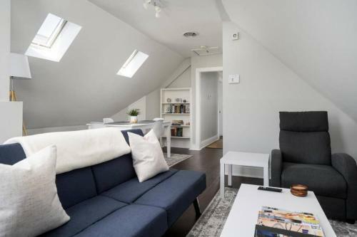 Apartamento Modern And Bright Elmwood Village Loft
