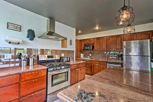 Luxe Lakefront Family Cottage With Private Dock