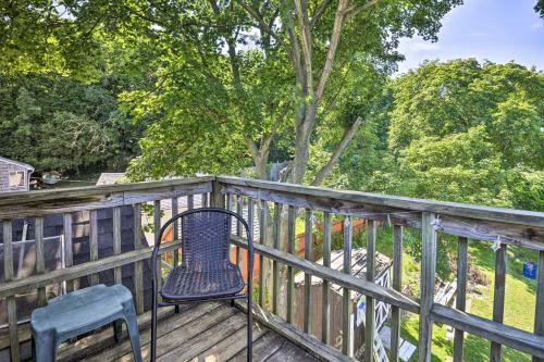 Charming Apartment With Deck, 5 Miles To Campus!