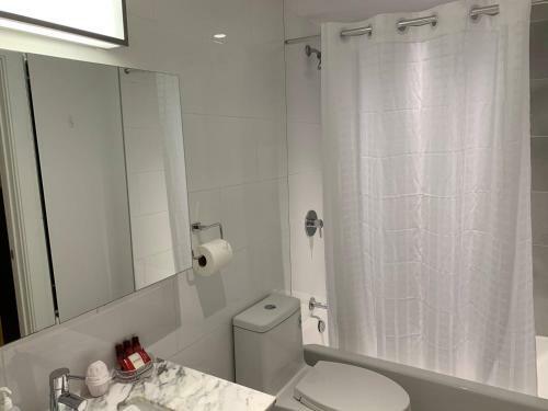 Apartamento East Side Corporate Central 30 Day Stays