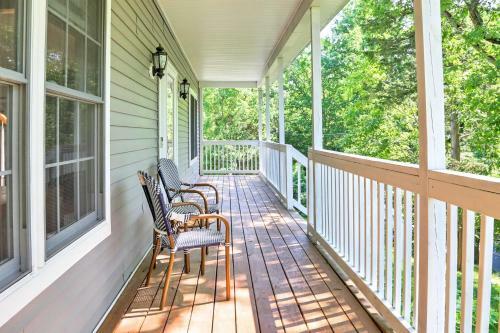 Colonial Style Warwick Retreat - 1 Hour To Nyc!