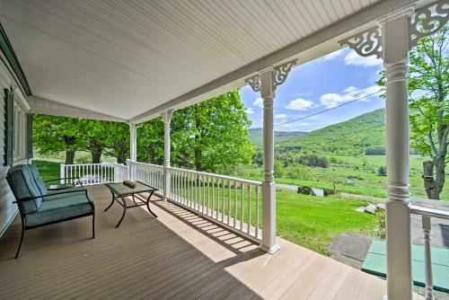 Historic Farmhouse With Deck In The Catskills!