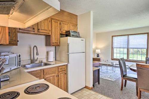 Apartamento Peaceful Family Condo With Deck And Mountain View!