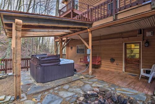 Luxury Asheville Home With Game Room, Fire Pit And Deck